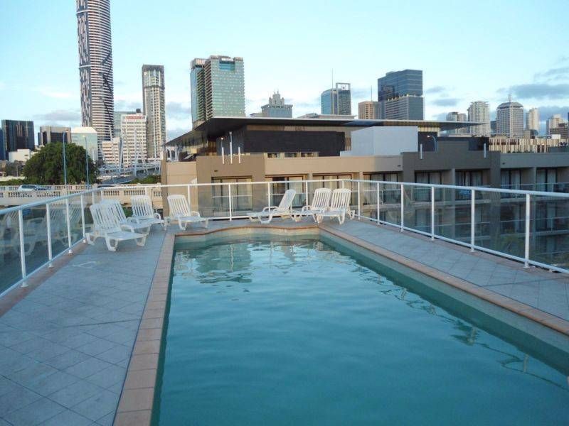 23d405eb-3b2b-497e-bb44-c11400e32424