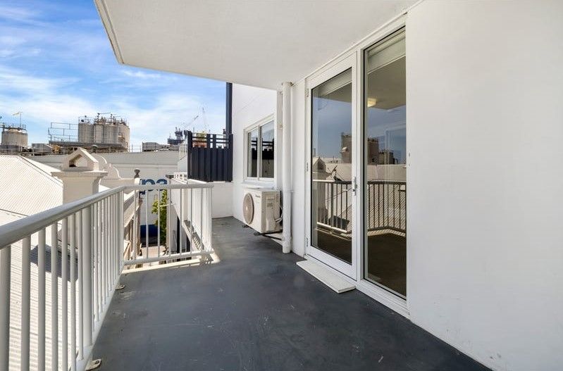 2cc2749a-fe56-44e2-8824-bd5f4d34e217