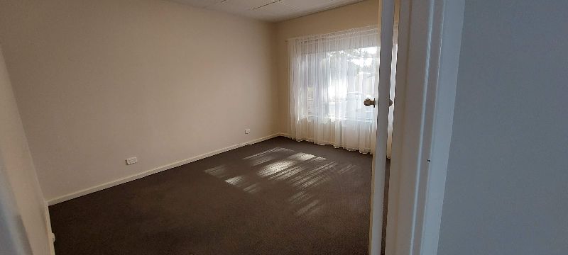 cfab5fcf-9759-4d67-9774-fd0f45d63086