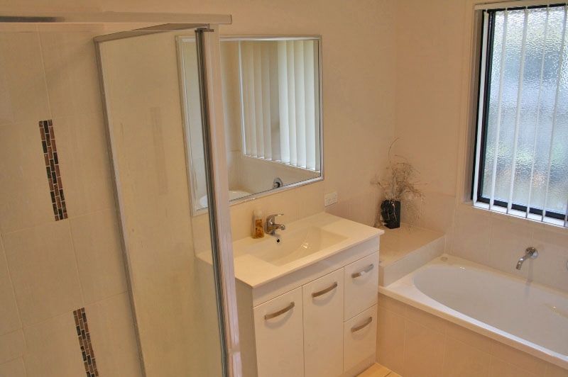 d856096b-6165-4fd3-892a-ceba58fea900