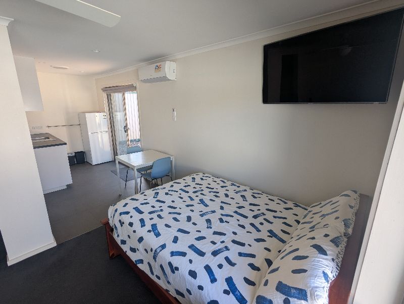 038c1b4c-52b4-4134-bcf0-c26a46649f95