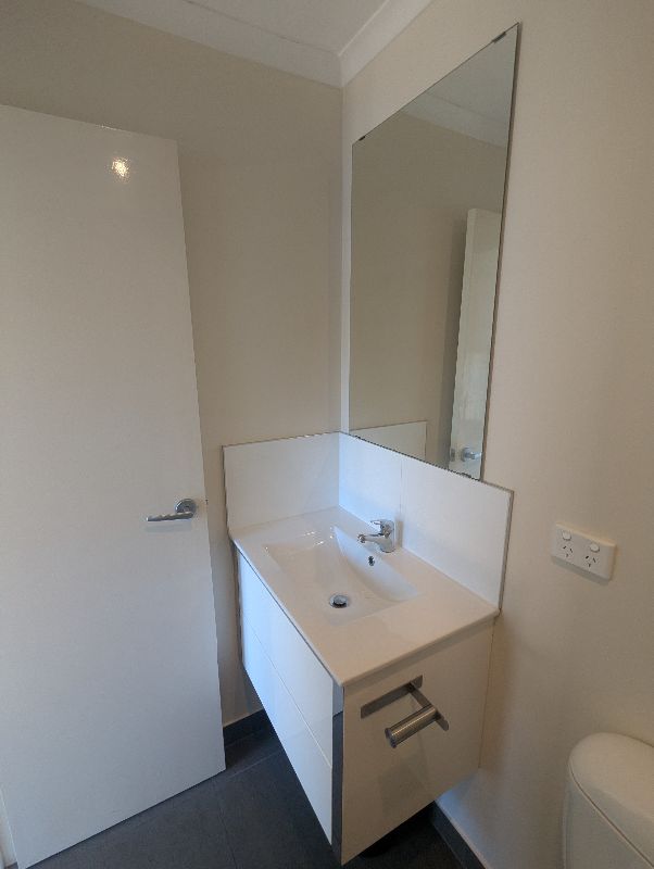 d1f878b8-4e76-4d9c-a79d-1d52b70e9453